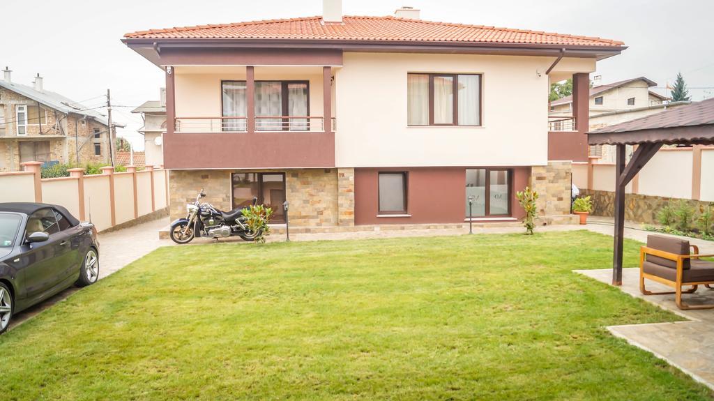 Guest House Meridi Priseltsi Exteriör bild