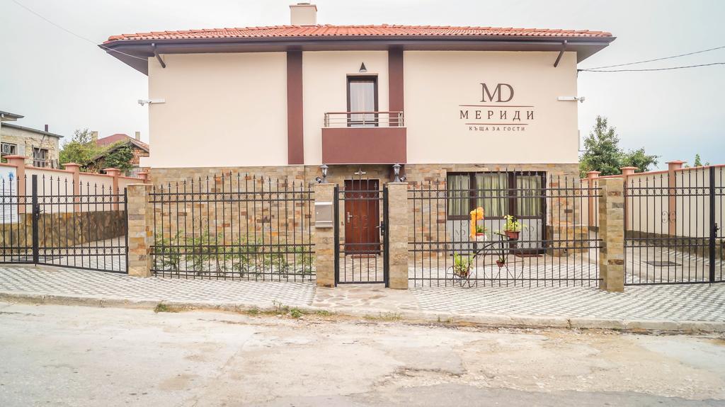 Guest House Meridi Priseltsi Exteriör bild